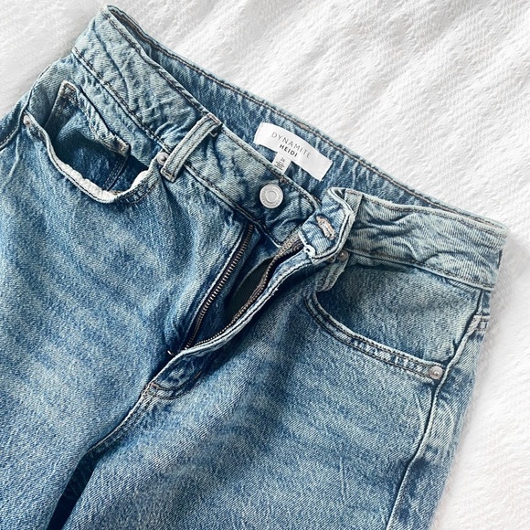 Dynamite Heidi Wide Leg Jeans, Medium Wash, Size 26 - Picture 8 of 16